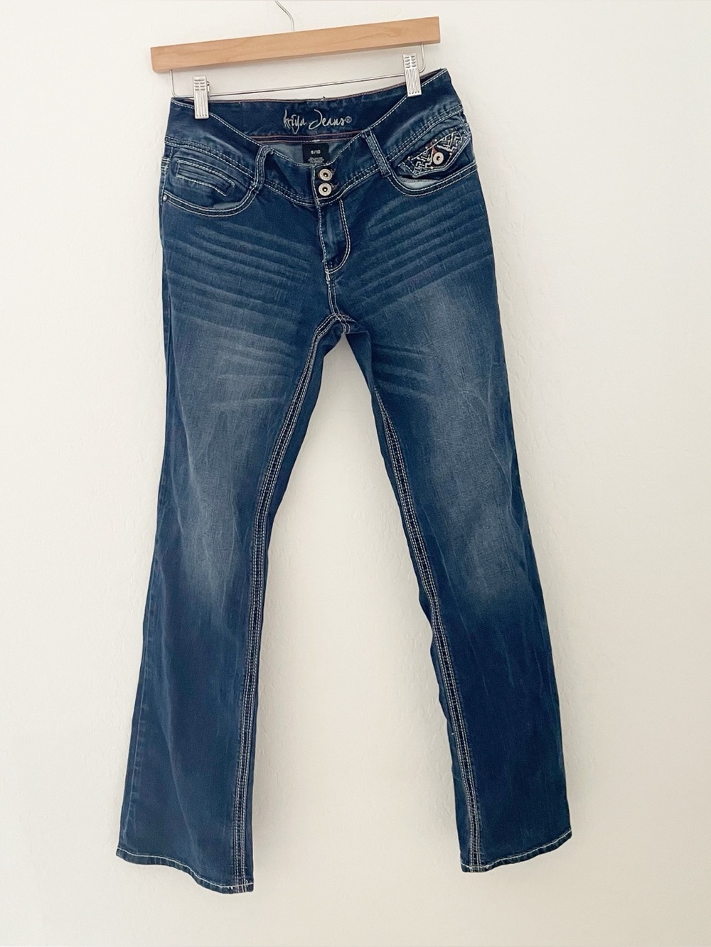 Ariya y2k 2000s low rise flare cut jeans size 9/10
